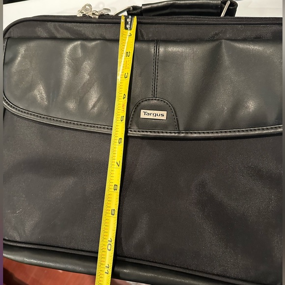 Targus nylon laptop case - Picture 9 of 9